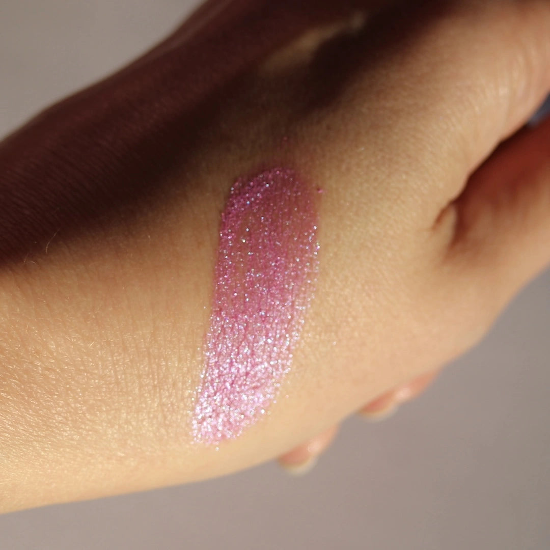 Violet mica