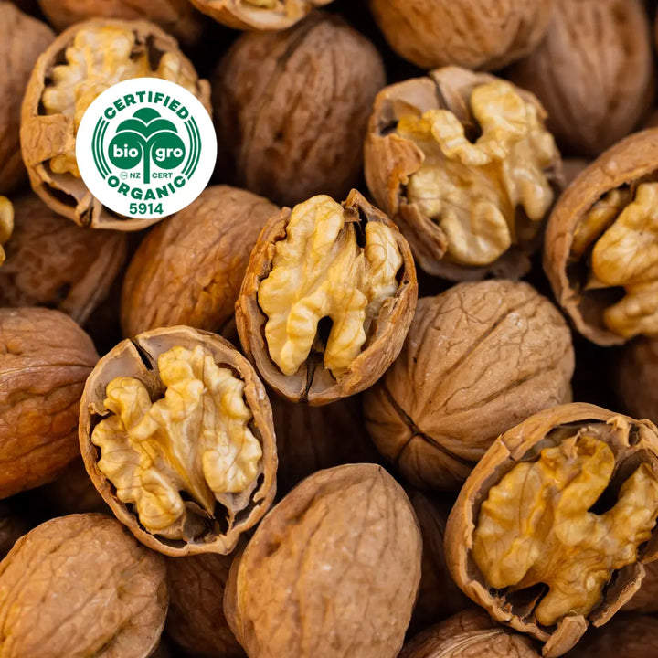 Walnut oil, certified organic